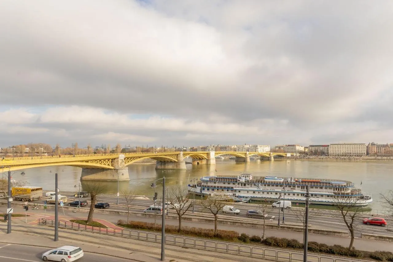 Riverside Residence Budapest Apartment