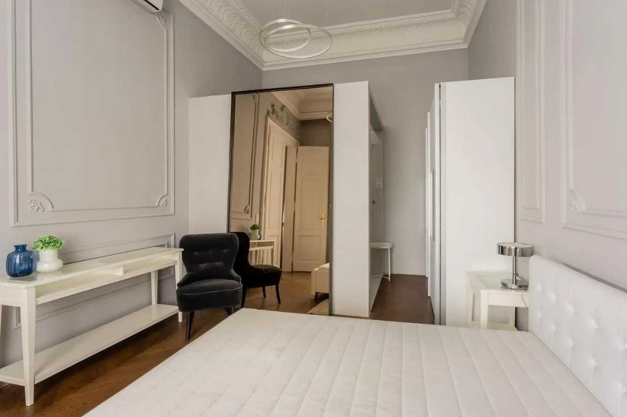 Apartment Riverside Residence Budapest